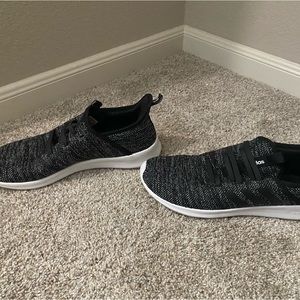 Adidas cloud foam women’s shoes